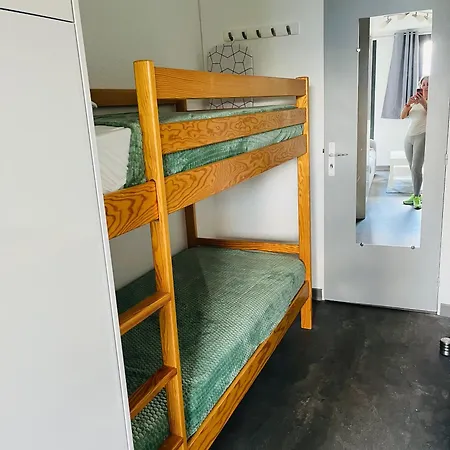 4 Pers Praloup 1600 Apartment *